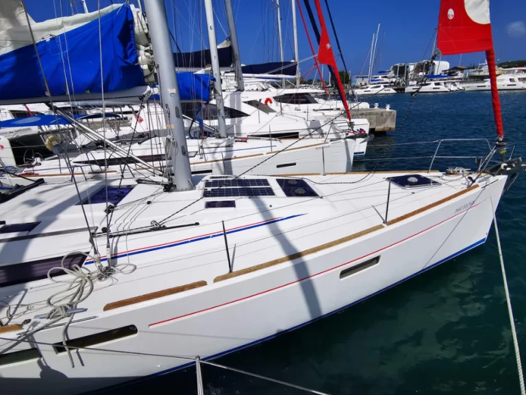 Yacht hire Parish of Saint George cheap Sun Odyssey 479 - 3 cab.