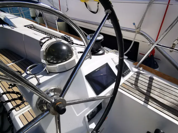 Charter a Jeanneau Sun Odyssey 479 - 3 cab. in Parish of Saint George on Samboat