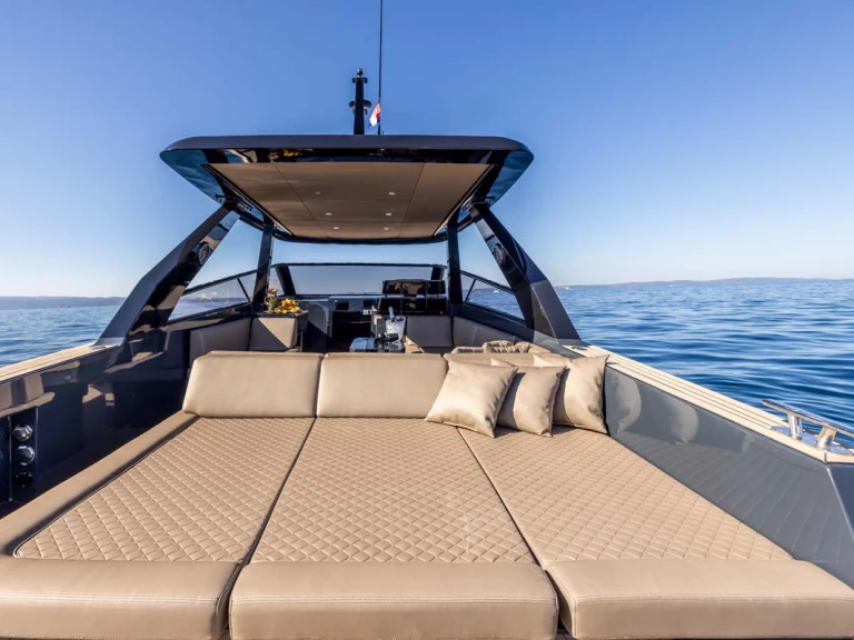 Yacht charter Split - Colnago Colnago 45 on SamBoat