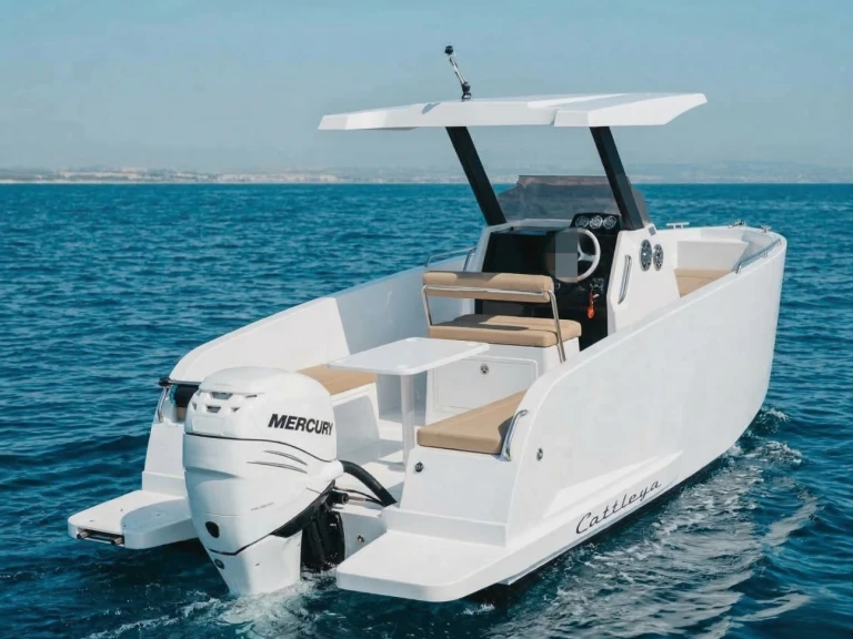 Charter a Cattleya X6 in Gijón on Samboat