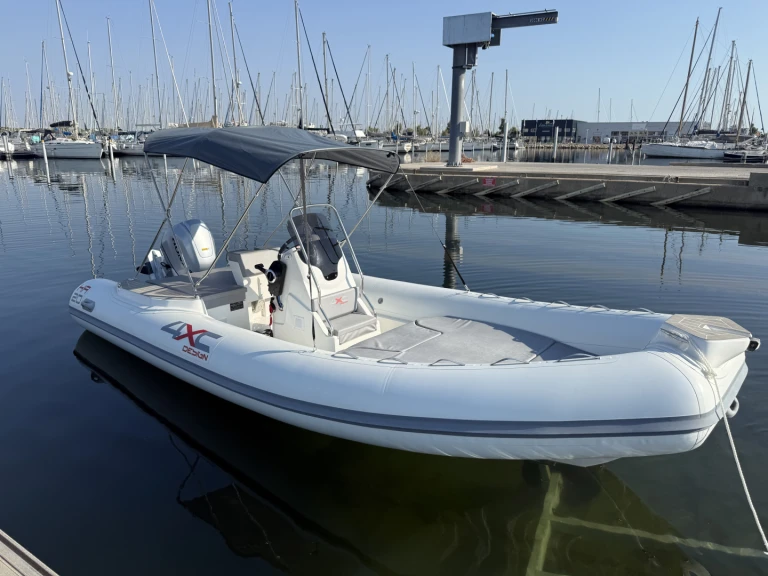 Charter a Altamarea Wave 20 in Port Leucate on Samboat