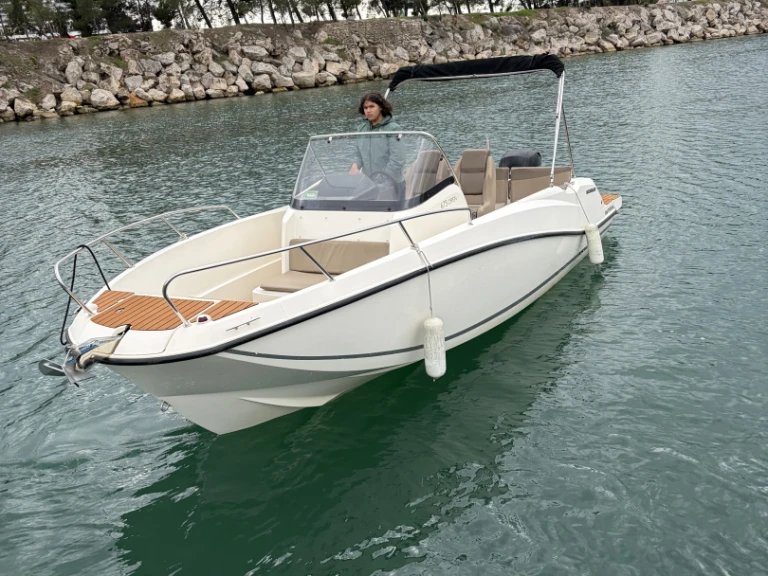 Hire a Quicksilver Activ 675 Open Marseille