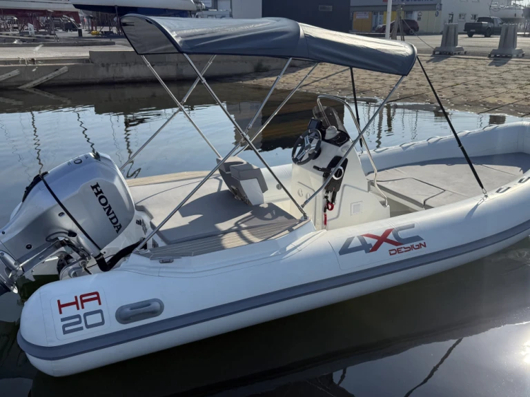 Yacht hire Port Leucate cheap Wave 20