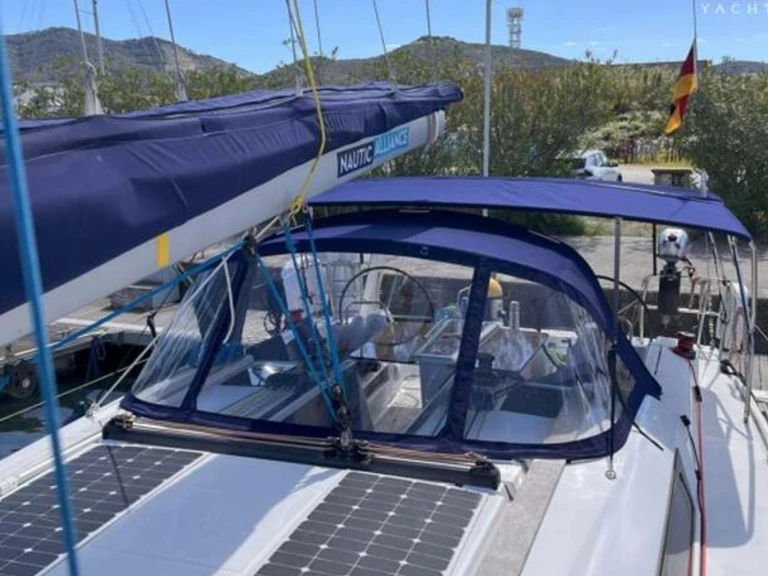 Hire Sailboat Dufour with a boat licence