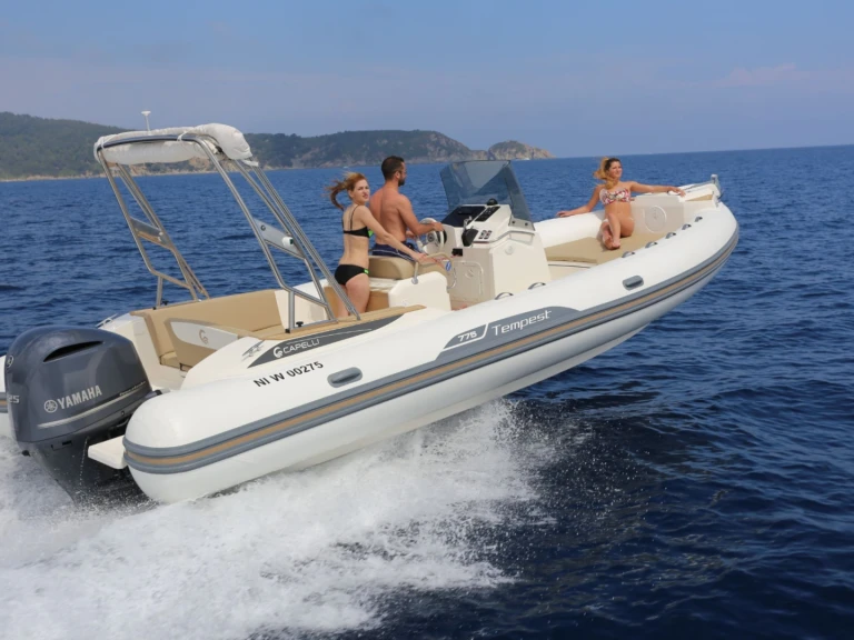 Hire RIB Capelli with a boat licence