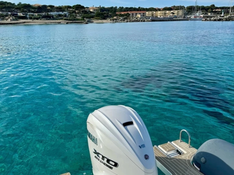 RIB to hire Marine de Sant'Ambrogio at the best price