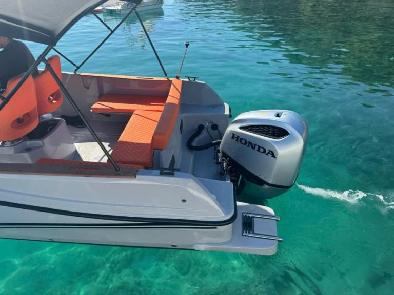 Yacht charter Makarska - Jeanneau 755 on SamBoat