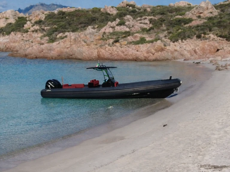 Sea Water Sea Water Phantom 300 charter bareboat or skippered in  Portisco