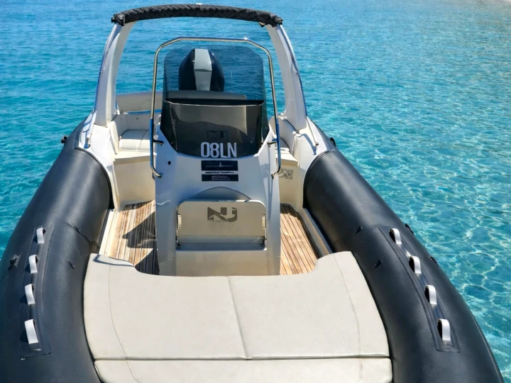 Hire RIB Nuova Jolly with a boat licence