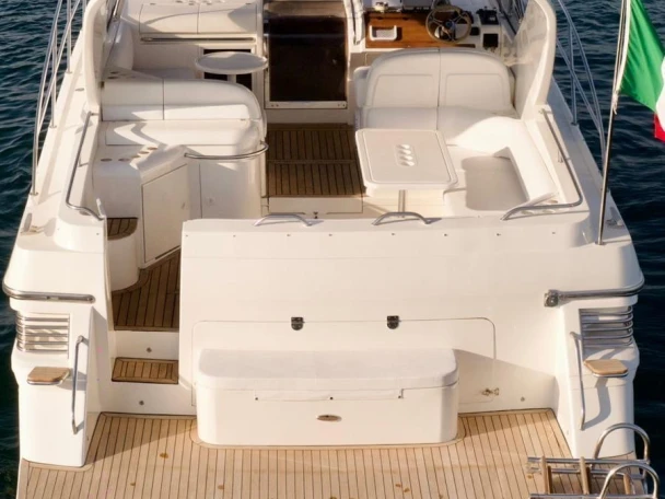 Motorboat to hire Castellammare di Stabia at the best price