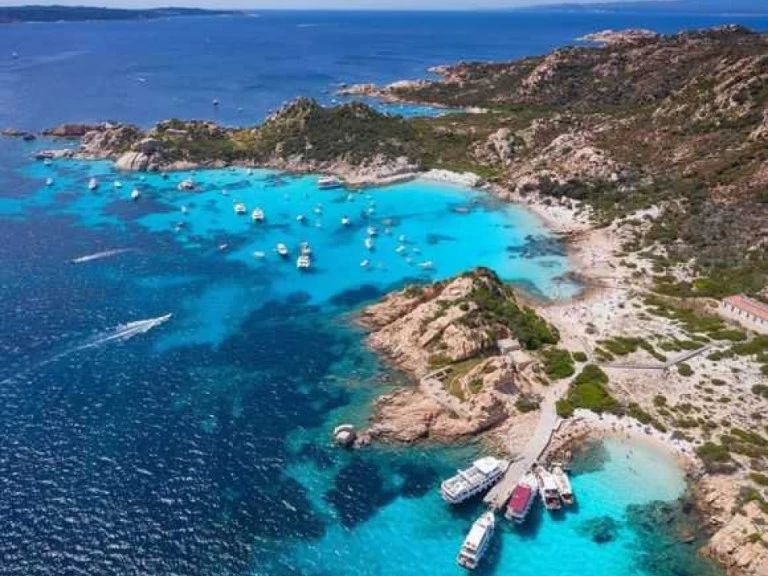 Hire RIB with or without skipper Magnus Porto Rotondo