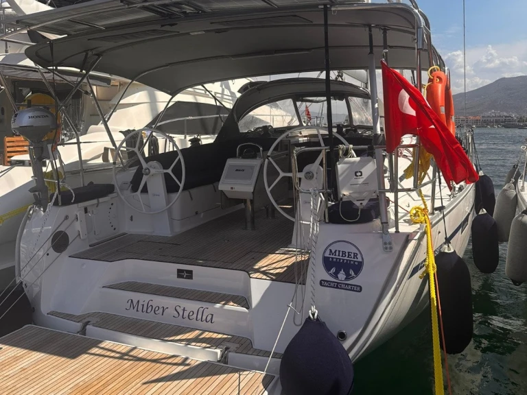 Hire a Bavaria Cruiser 46 Fethiye