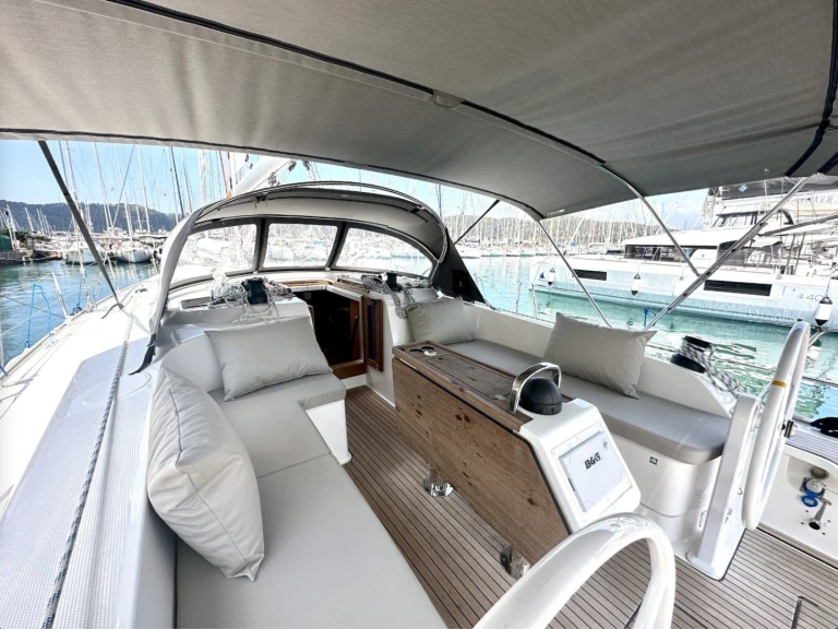 Yacht hire Fethiye cheap Cruiser 46