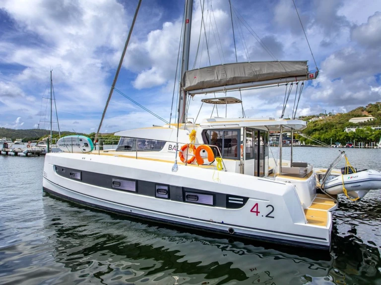 Charter a Bali Bali 4.2 O.V in Saint Thomas on Samboat