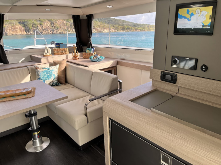 Yacht charter Tortola - Fountaine Pajot Elba 45 on SamBoat