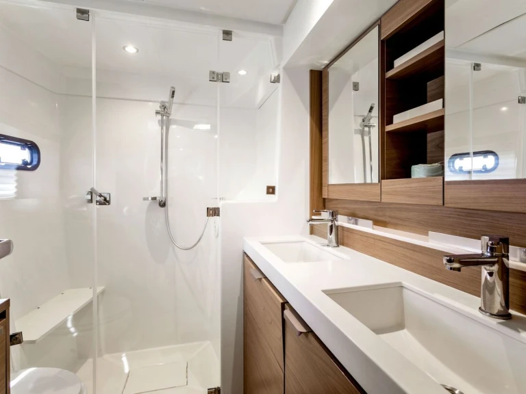 Hire Catamaran with or without skipper Bali Saint Thomas