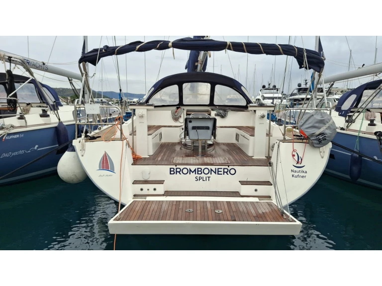 Sailboat to hire Punat at the best price