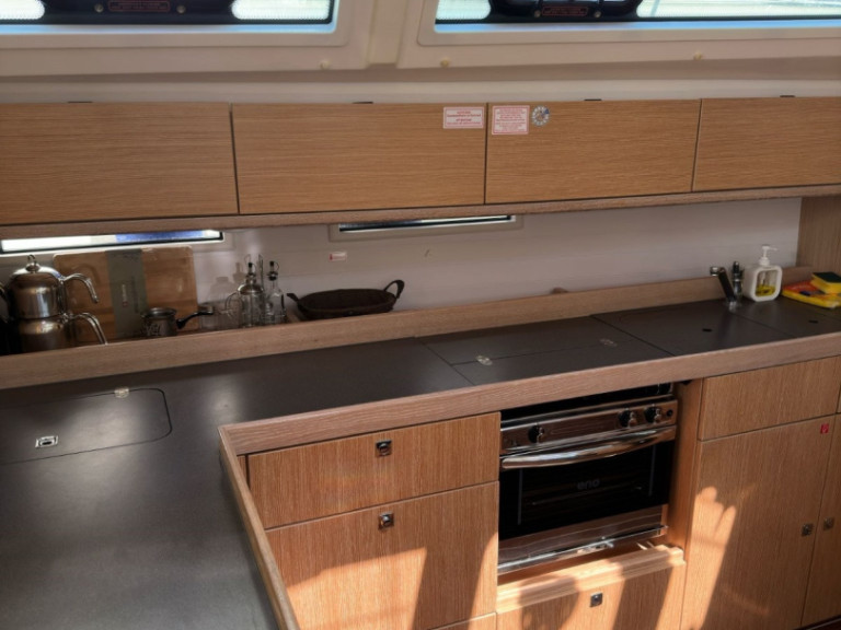 Hire a Bavaria Cruiser 46 Fethiye