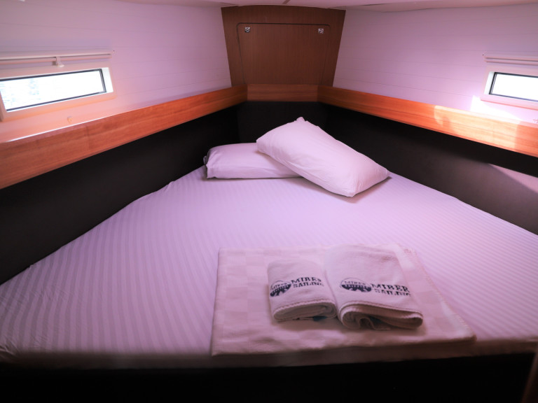 Hire a Bavaria Cruiser 41 Fethiye