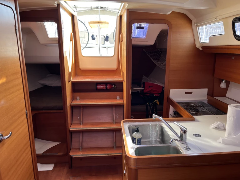 Yacht charter Marseille - Dufour Dufour 350 Grand Large on SamBoat