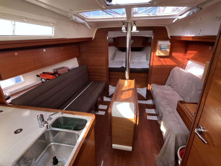 Hire Sailboat Dufour with a boat licence