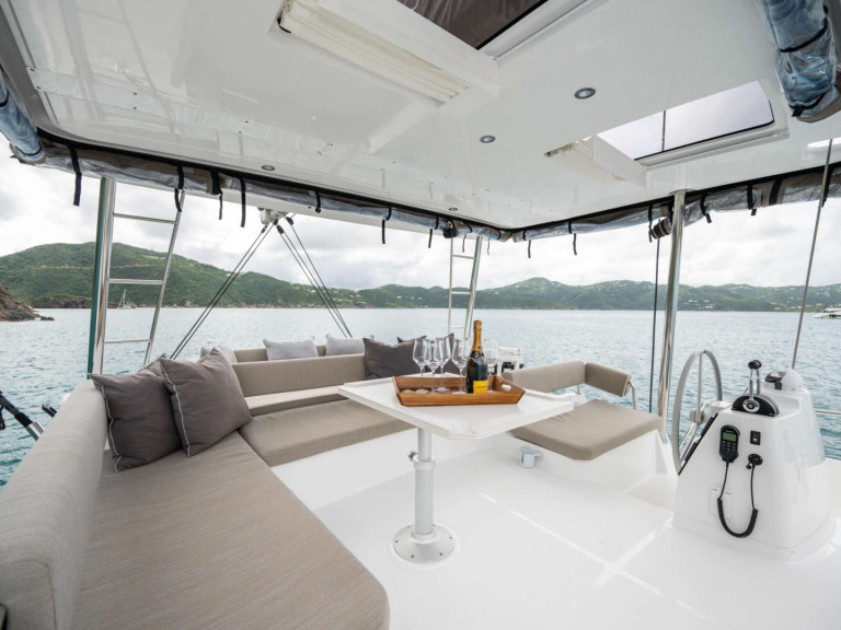 Catamaran hire in Port d'Andratx - Bali Bali 4.6 FULL EQUIPE 