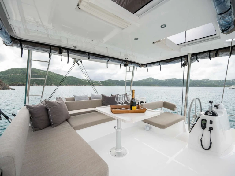 Catamaran hire in Port d'Andratx - Bali Bali 4.6 FULL EQUIPE 