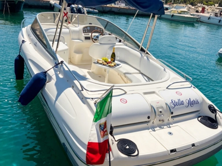 Motorboat to hire Poltu Quatu at the best price