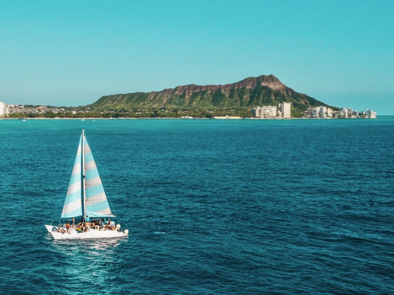 Hire Catamaran San Juan formerly Clark with a boat licence