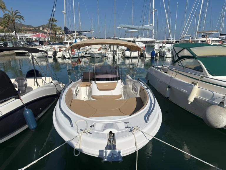 Motorboat to hire Port Ginesta at the best price