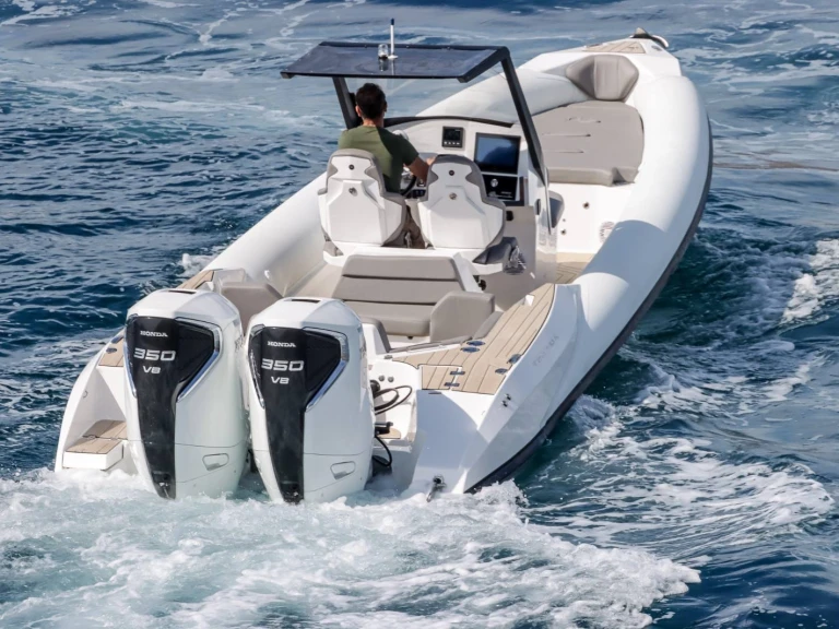 Yacht hire Gouvia cheap Motorboat