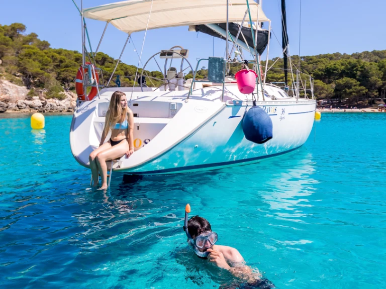 Hire Sailboat Dufour with a boat licence