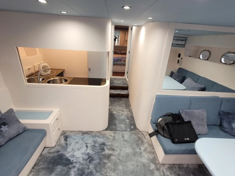 Motorboat hire in Rimini - Baia Baia 60