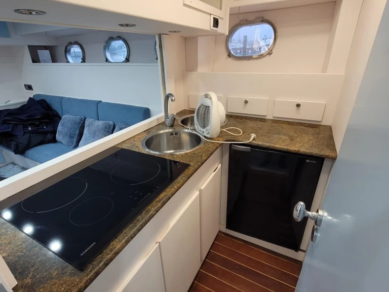 Charter a Baia Baia 60 in Rimini on Samboat