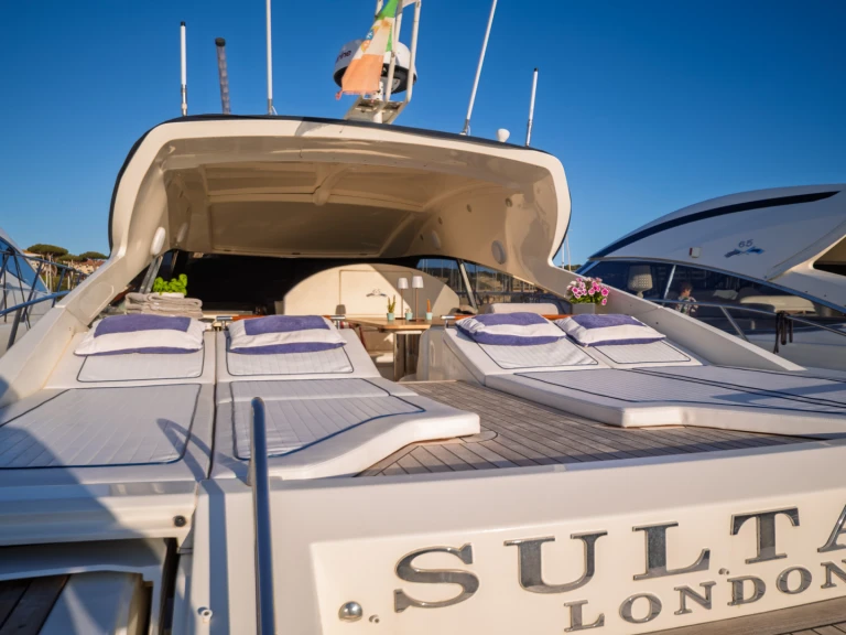 Yacht hire Punta Ala cheap SARNICO 65