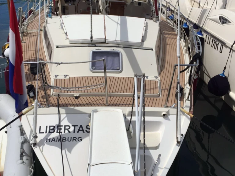 Yacht hire Punta Ala cheap Supermaramu 52
