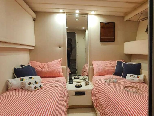 Luxury Yacht to hire Marina degli Aregai at the best price