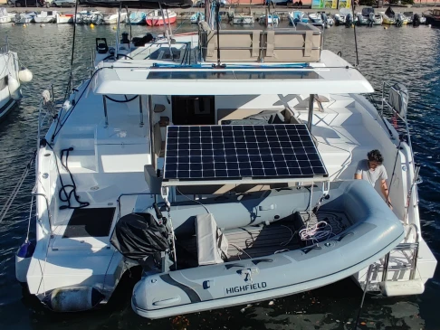 Charter a Aventura Aventura 37 in Sète on Samboat