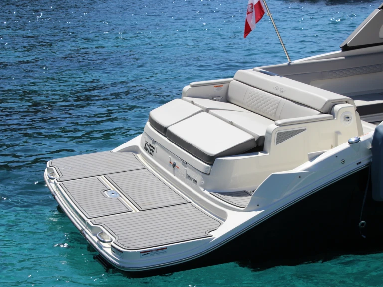 Hire Motorboat with or without skipper Sea Ray Spain