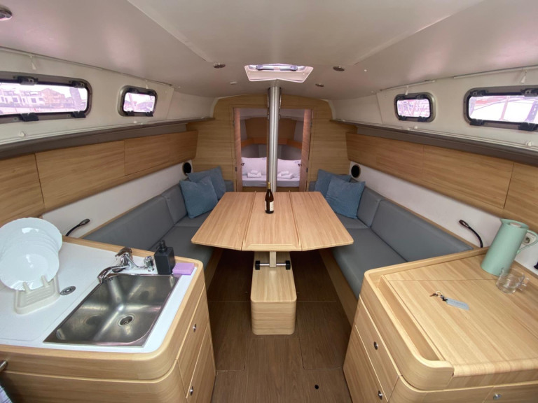 Bénéteau First 35 charter bareboat or skippered in  Jezera