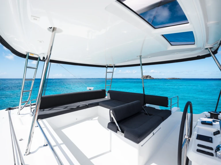 Yacht hire Philipsburg cheap Lagoon 51