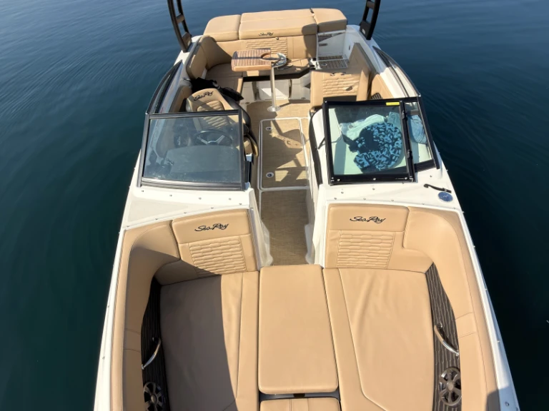Hire a Sea Ray SPX 230 Thonon-les-Bains