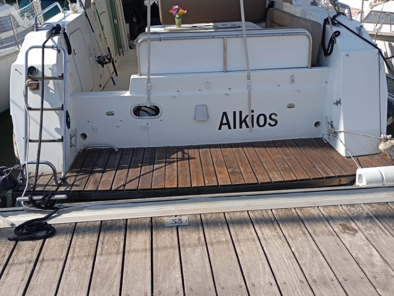 Hire a Bénéteau Flyer 8 Canet-en-Roussillon