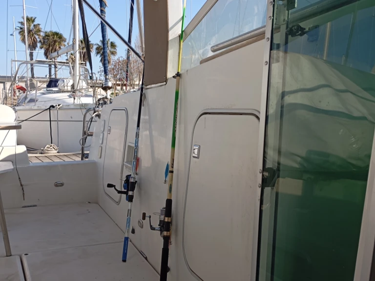 Motorboat hire in Canet-en-Roussillon - Bénéteau Flyer 8