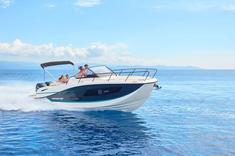 Motorboat hire in Anzio - Quicksilver Activ 875 Sundeck