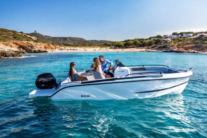 Hire a BMA BMA X199 Port d'Addaia (Port)