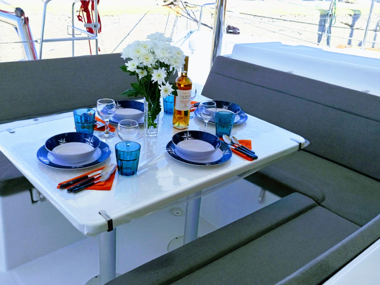 Hire a Lagoon Lagoon 39 Porto Cheli