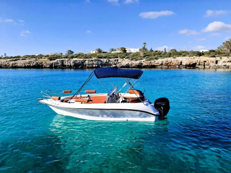 Hire a Polyester Yacht Marion 540 Ciutadella de Menorca