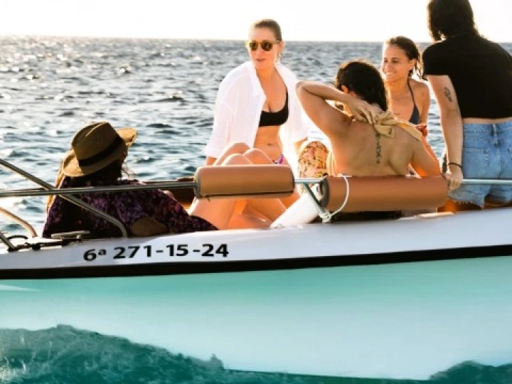 Hire Motorboat with or without skipper Polyester Yacht Ciutadella de Menorca
