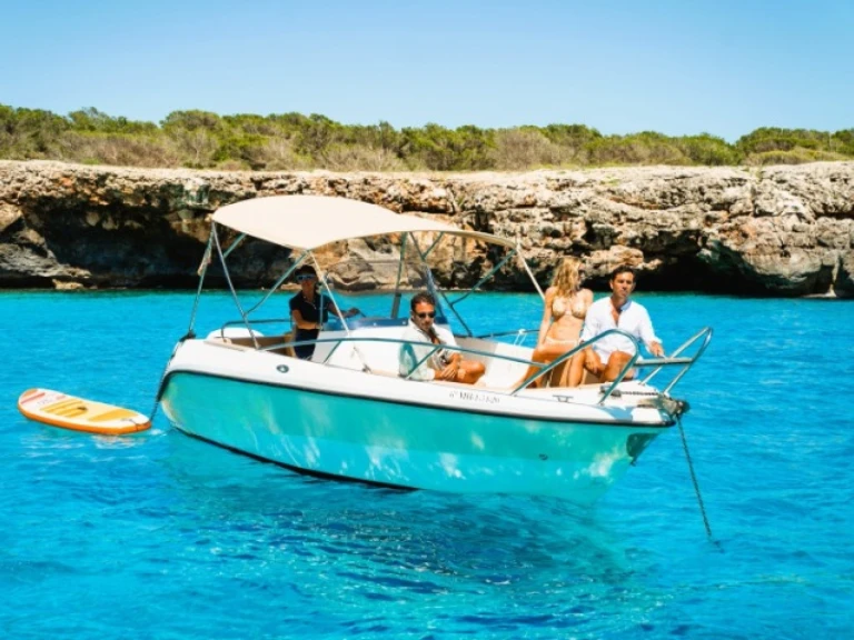 Motorboat hire in Ciutadella de Menorca - Polyester Yacht Open 605